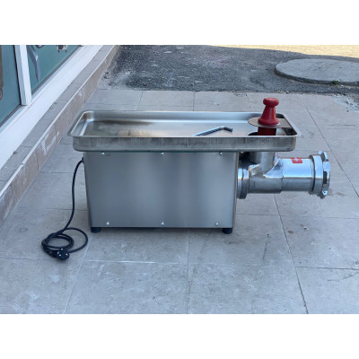 Golden Mixer 32 No Et Çekme Kıyma Makinesi Yerli Üretim Golden Mixer 32 No Et Çekme Kıyma Makinesi Yerli Üretim