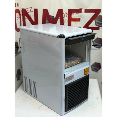 Sönmez Endüstriyel'den Remta Buz Makinesi 35 kg - SK-35C