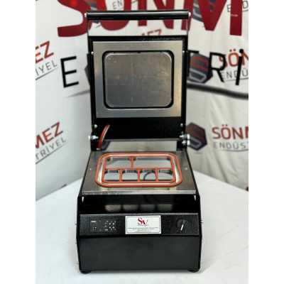 Sönmez Manuel 6 Bölmeli Kahvaltı Tabağı Kapatma Makinesi Black Sönmez Manuel 6 Bölmeli Kahvaltı Tabağı Kapatma Makinesi Black